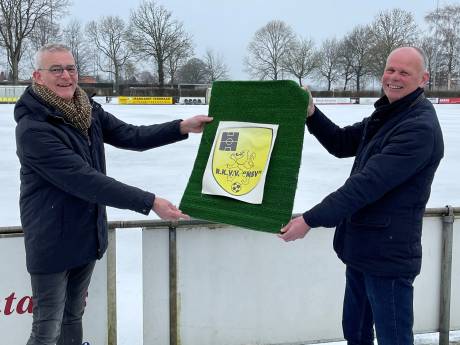 NSV Nispen viert jubileumjaar met aanleg gloednieuw kunstgrasveld