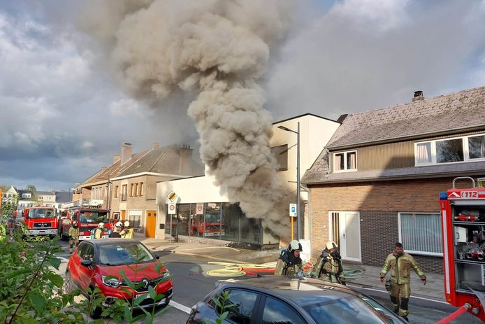 De brand langs Polbroek in Sint-Lievens-Houtem ontstond door een defecte droogkast.