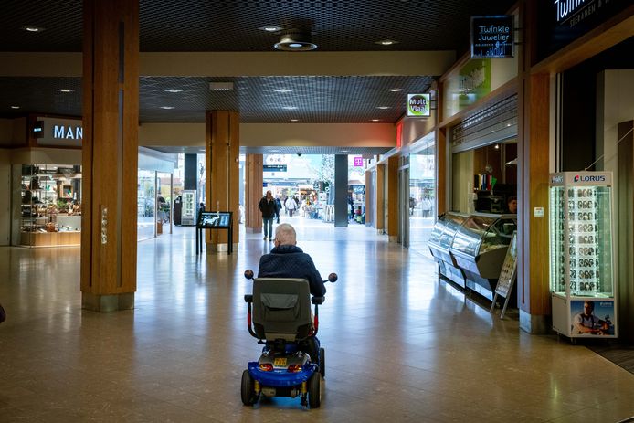 Winkelcentrum Kronenburg uitgestorven door werkzaamheden Sinds