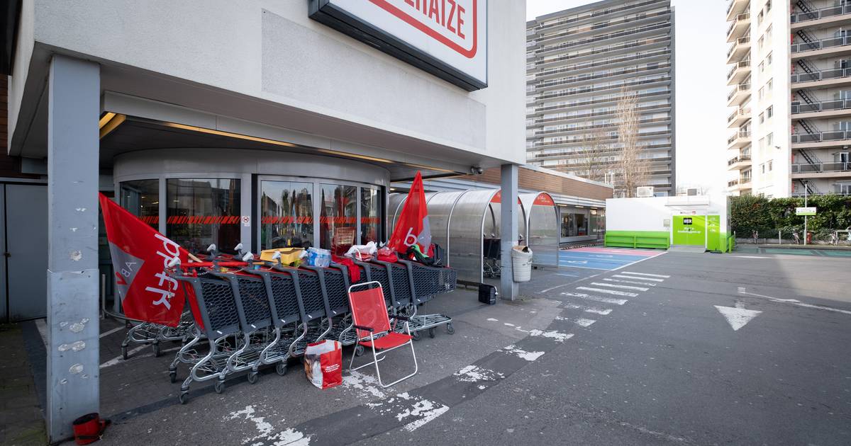 Du personnel licencié : sept magasins Delhaize fermés à Bruxelles |  Bruxelles