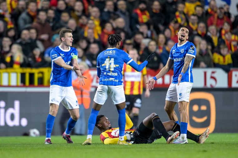 Bryan Heynen, Mike Trésor en Daniel Munoz van KRC Genk. Beeld Photo News