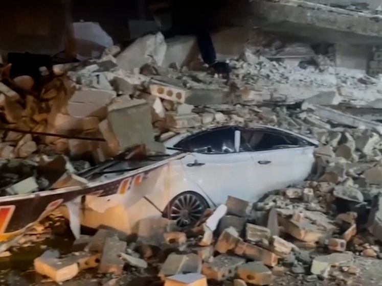 Dodelijke aardbeving legt delen van Turkije en Syrië in puin
