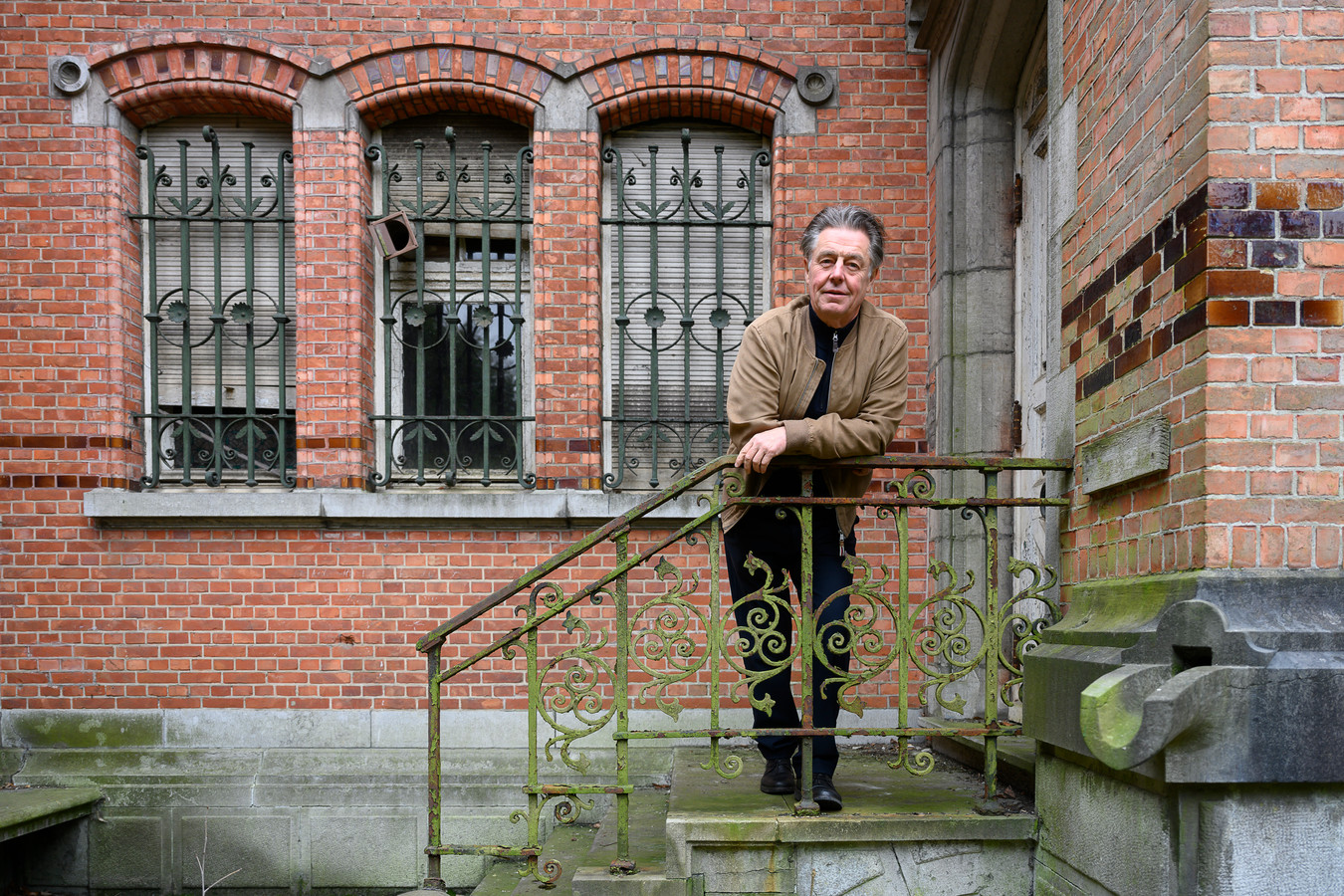 INTERVIEW. Guillaume Van der Stighelen (67) maakt met ‘Rozeke’ zijn romandebuut “Mijn