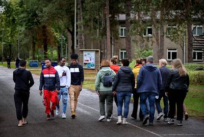 Open dag azc’s zweven tussen ‘We willen ons dorp terug’ (Budel) en ‘Goed dat ze ’t hier fijn hebben’