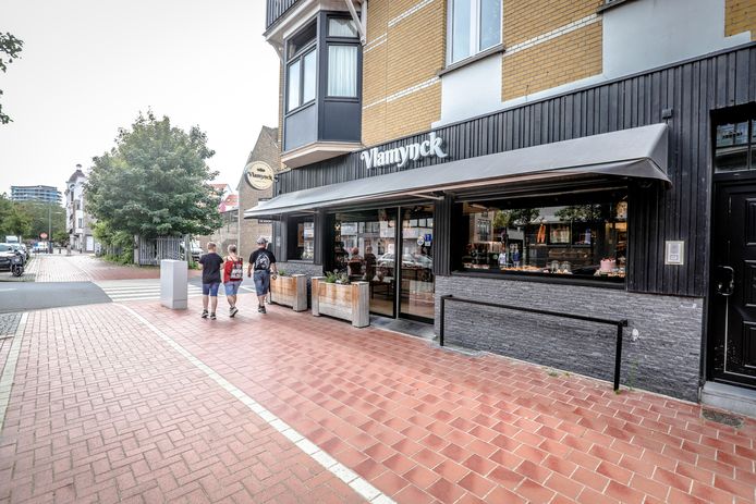 Vlamynck Bakery on Parmentierlaan in Knokke.