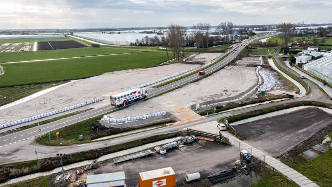 Protesten tevergeefs: werk aan turborotonde Woudseweg gaat gewoon door