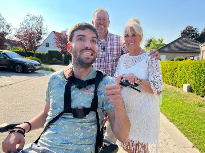 Jannes (30) en zijn ouders op zoek naar reisbuddy: “Op reis heb je als koppel ook even tijd voor elkaar nodig”