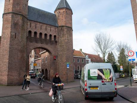 Alle stinkende bestelbussen verdwijnen: bezorging in binnenstad van Amersfoort gaat op z'n kop