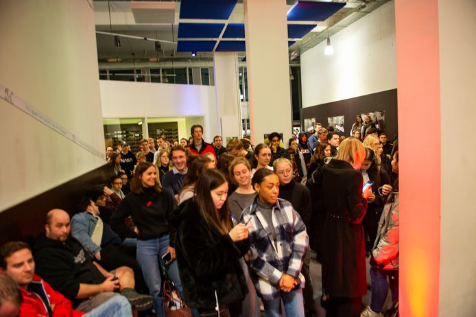 Optreden van Ian Thomas voor Rode Neuzen 2019 in Karel de Grote Hogeschool