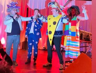 Carnaval gaat van start: burgemeester D’Haese overhandigt ‘sleutels van cafeekescarnaval’ aan prins Sjalen