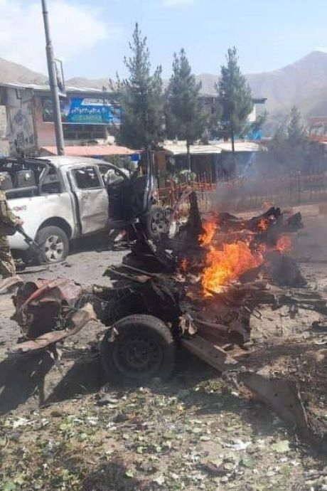 Un gouverneur taliban tué dans un attentat-suicide revendiqué par l’État islamique