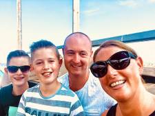 Uitslag coronatest komt te laat: Wendy (42) en haar gezin zien vakantie op Kreta in rook opgaan