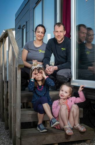Nyck (35) en Sofie (32) leiden een druk leven als zelfstandigen: “Toen we de kinderen voor het eerst naar de crèche brachten, waren ze amper 3 dagen oud”