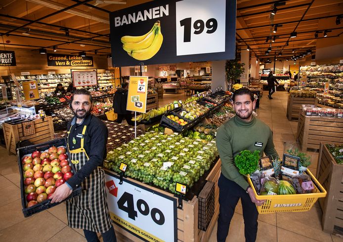 eend diefstal terugtrekken Supermarkten doen goede zaken tijdens ramadan: 'Geen broodjes, wel veel  impulsaankopen' | Binnenland | tubantia.nl