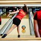 Je bent jong en je wilt wat.. bowlen? 'Ik drink nooit tijdens het bowlen, ik meen het te serieus'