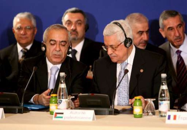 Abbas wil Israëlische kolonisatie stopzetten | Israel ...