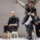 Recensie: Loskomen of niet loskomen van je wortels, dat is de kwestie in ‘Vogels’