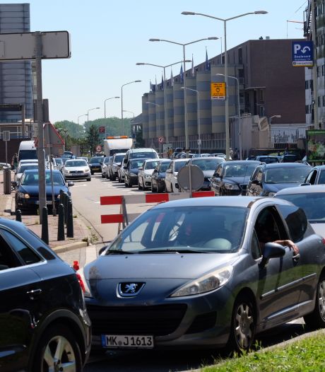 Het wordt dit weekend lenteachtig en dus neemt Den Haag maatregelen met extra beveiliging