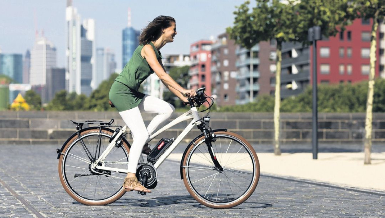 Isoleren bubbel koppeling Hippe e-bike maakt vervuilende brommer en scooter overbodig | Trouw