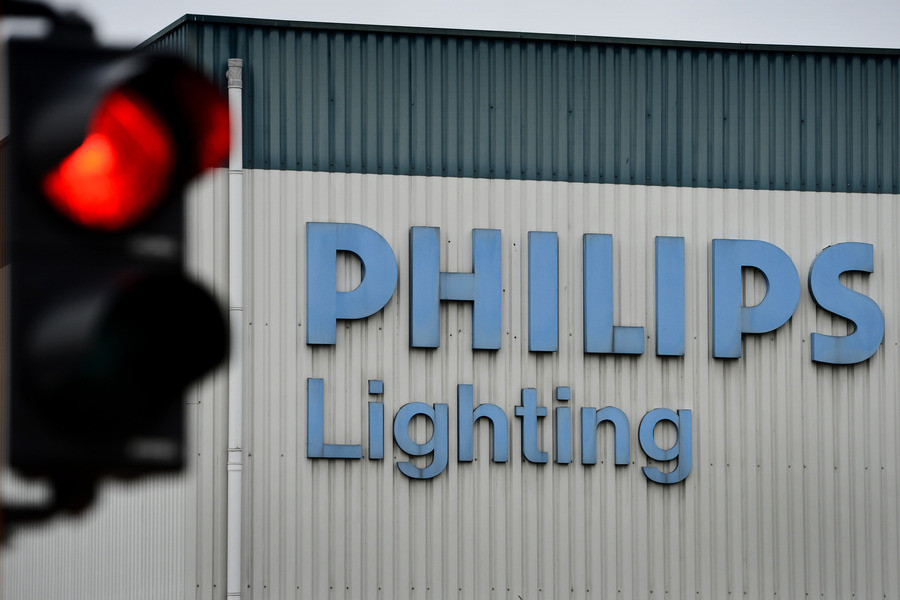 Vakbonden Philips Turnhout wrevelig over aanpak directie | Foto | hln.be