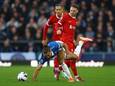 LIVE Premier League | Titelkandidaat Liverpool op achterstand in derby en geel voor Van Dijk