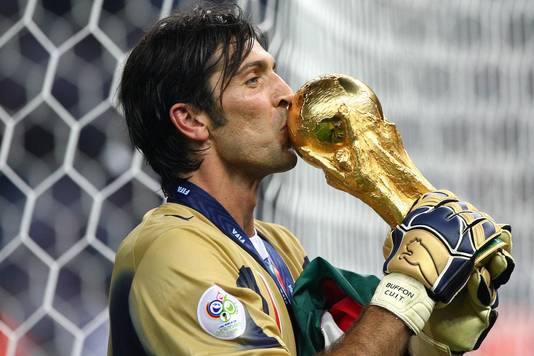 Gianluigi Buffon with the 2006 World Cup.