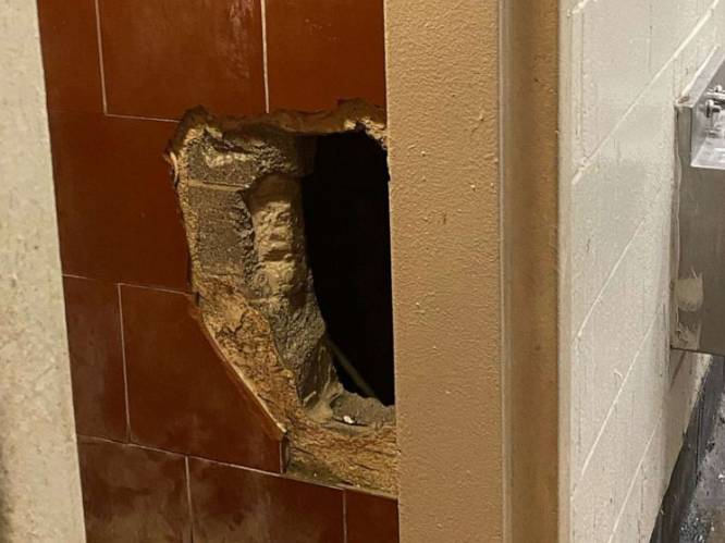 Gevangene graaft tunnel naar... andere cel, voor aanval op medegevangene