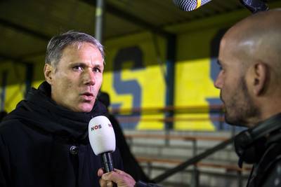 Van Basten over Oranje: 'Een goede spits kun je niet maken'