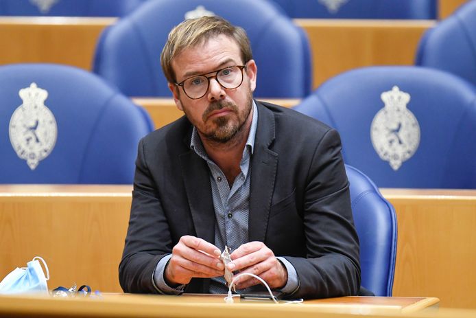 Gijs van Dijk, Kamerlid van de PvdA, wordt ook beschuldigd van seksueel ontoelaatbaar gedrag.