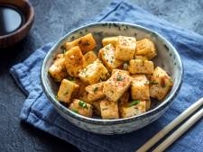 Door deze invloedrijke kookboekenmaker zitten we binnenkort allemaal aan de ‘oneetbare’ tofu