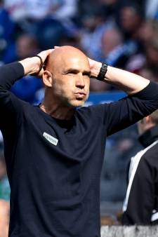 Stunt Thomas Letsch in Duitsland: ex-trainer Vitesse zorgt voor handhaving Bochum in Bundesliga