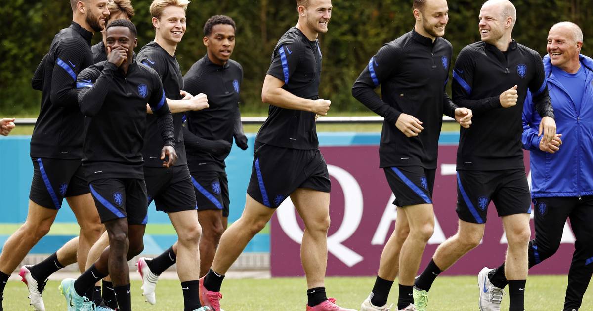 LIVE (21u). Meteen stevige test voor Nederland: Oranje ...