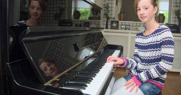 Nieuw album van pianiste Anne-Marith Boone (14) uit Nieuwerkerk - PZC