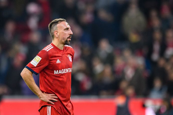 "Franck Ribéry deelt na verlies tegen Axel Witsel klappen ...