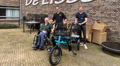 Duofiets voor bewoners De Lisse in Asten