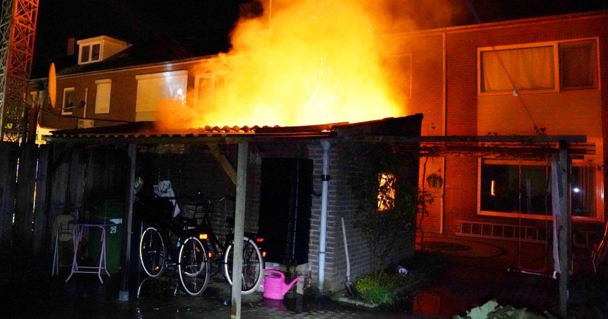 Woningbrand op Pilotenstraat in Den dungen