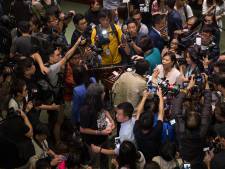 Nouvelles scènes de chaos au Parlement de Hong Kong