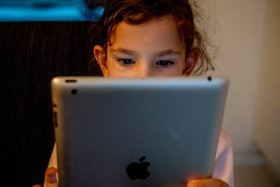 6-jarige belt 19 keer alarmnummer met haar kerstcadeau