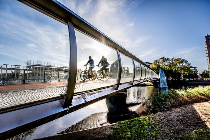'De Freule', brug over het Apeldoorns Kanaal.