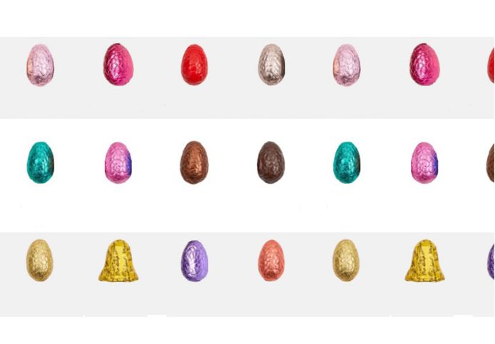 Welke smaak chocolade zit onder welke kleur papiertjes bij de paaseitjes dit jaar?