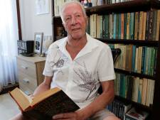 Leraar Ton Lohman (66) gaf zijn liefde voor boeken zijn leven lang door, maar gaat nu met pensioen