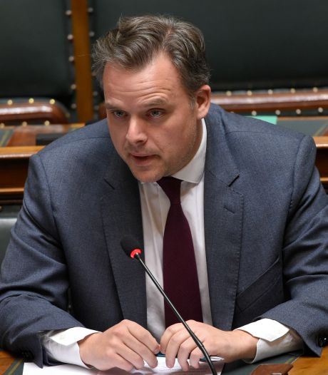 “Dépister tout le monde, ce n'est pas possible”