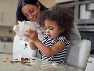 Iets opzijzetten voor je kinderen? Deze vier manieren brengen meer op dan het klassieke spaarboekje 