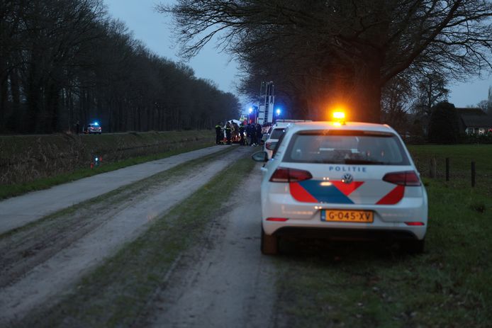 Fietser uit Lemelerveld overleden in Overijssels Kanaal.
