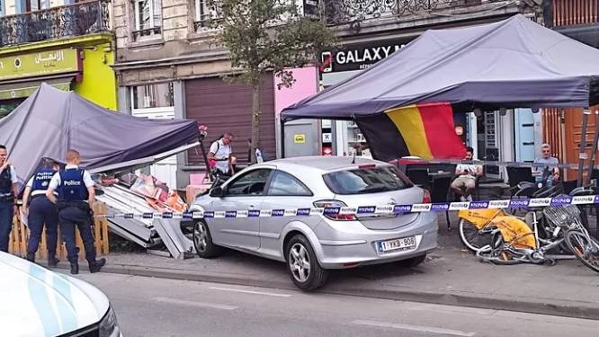 Un conducteur ivre rentre dans la terrasse d'un café à Bruxelles, pas de blessé