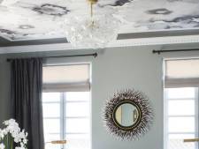 Opmerkelijke trend: het plafond behangen