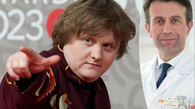 Muzikant Lewis Capaldi gaat Gilles de la Tourette te lijf met polsbandje: helpt dat? En wat houdt de ziekte precies in?