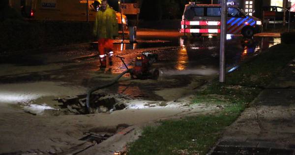 Ruim 100 huishoudens in Tilligte zonder water na leidingbreuk
