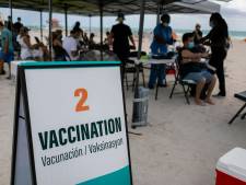 Vakantie zet druk op prikbeleid: ‘Dom om daar geen rekening mee te houden’