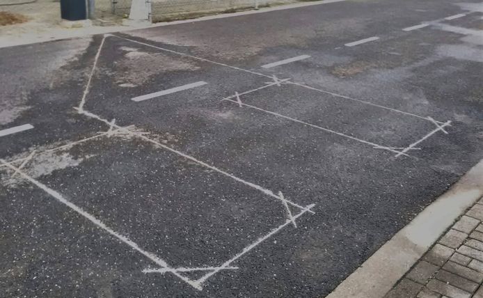 Detectielus in het wegdek.